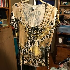 sweater tshirt caché